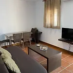 Con Aire Acondicionado Muy Cerca De La