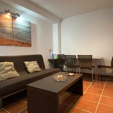 Apartment Con Aire Acondicionado Muy Cerca De La Cadiz