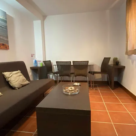 Apartment Con Aire Acondicionado Muy Cerca De La Cadiz
