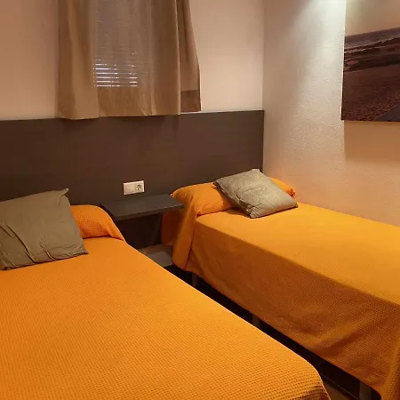 Con Aire Acondicionado Muy Cerca De La Apartment