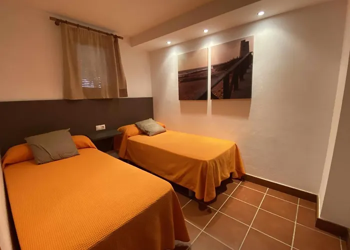 2 Ragel Costa * Cádiz